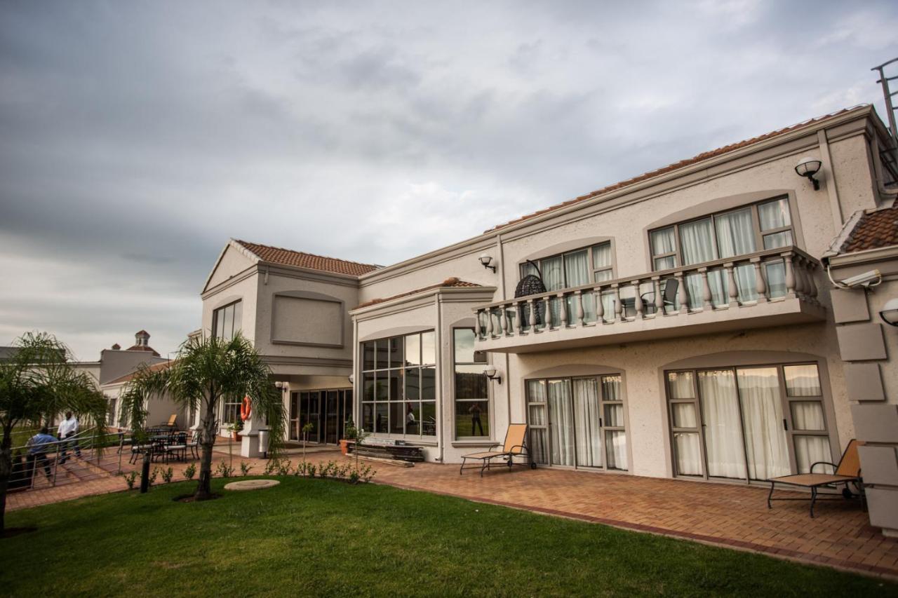 Blackrock Hotel Newcastle Buitenkant foto